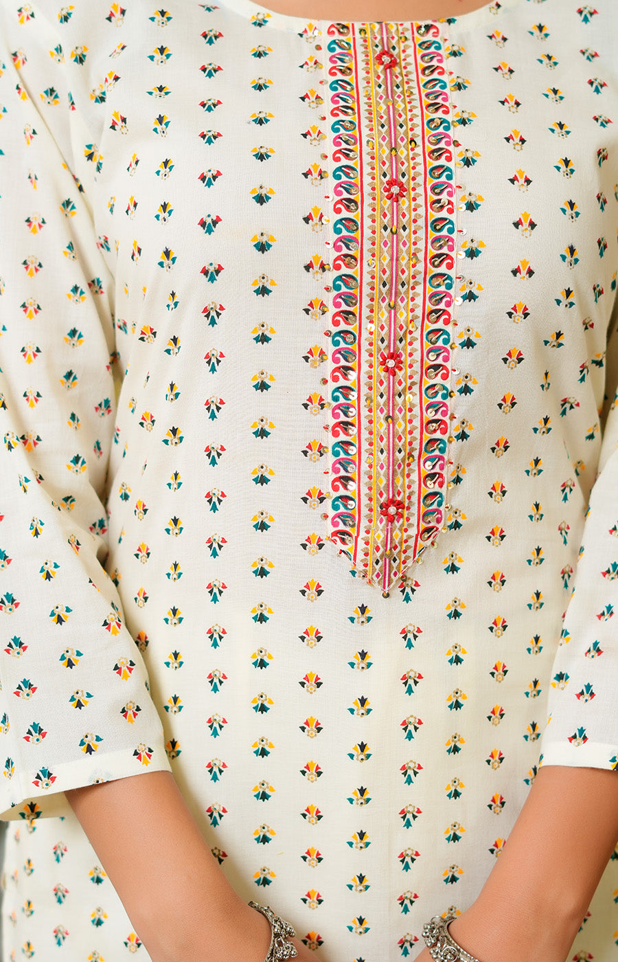 Naira – Ivory Pink Printed Kurta Set