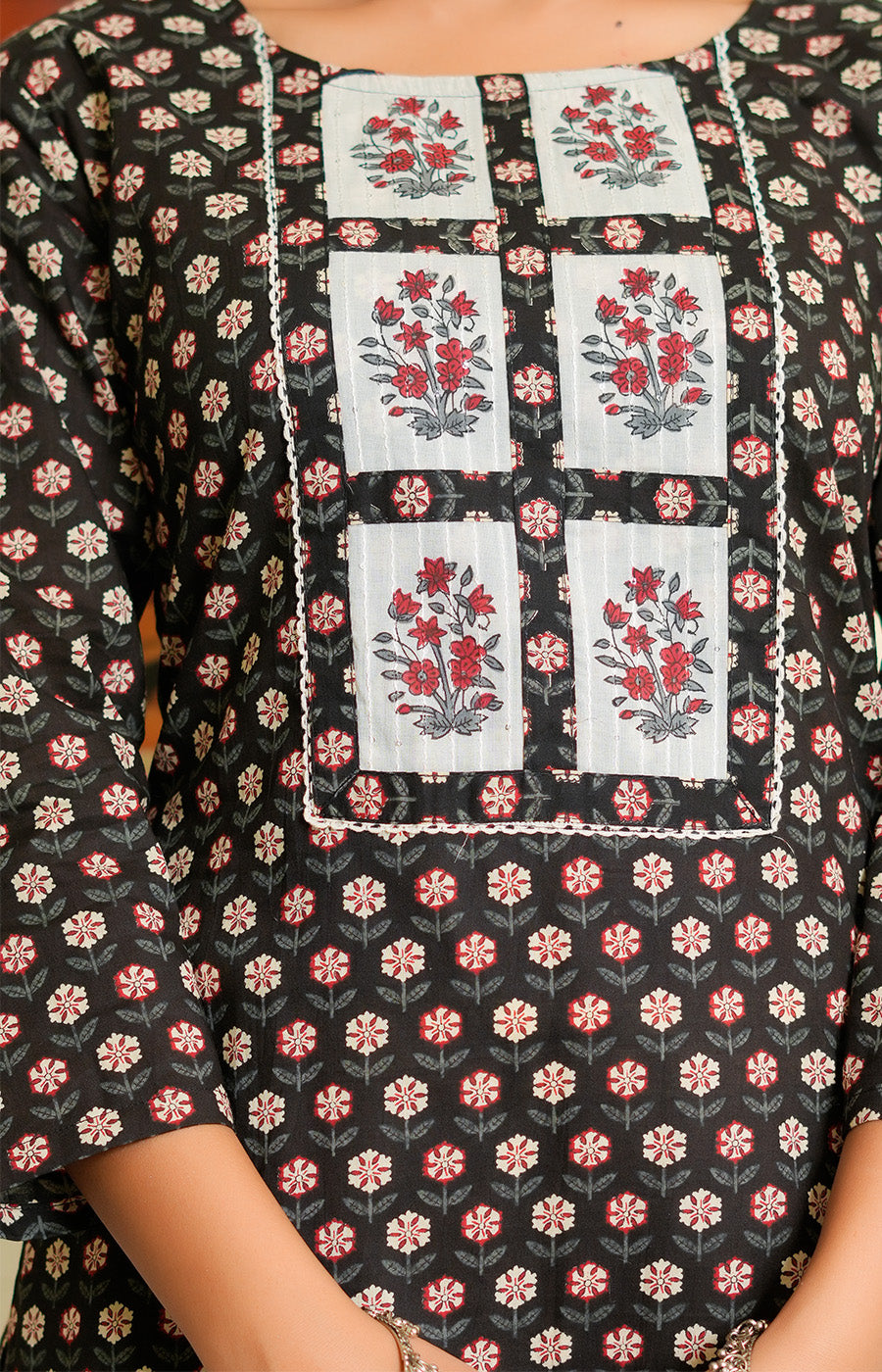 Noorani – Ivory & Black Printed Suit Set