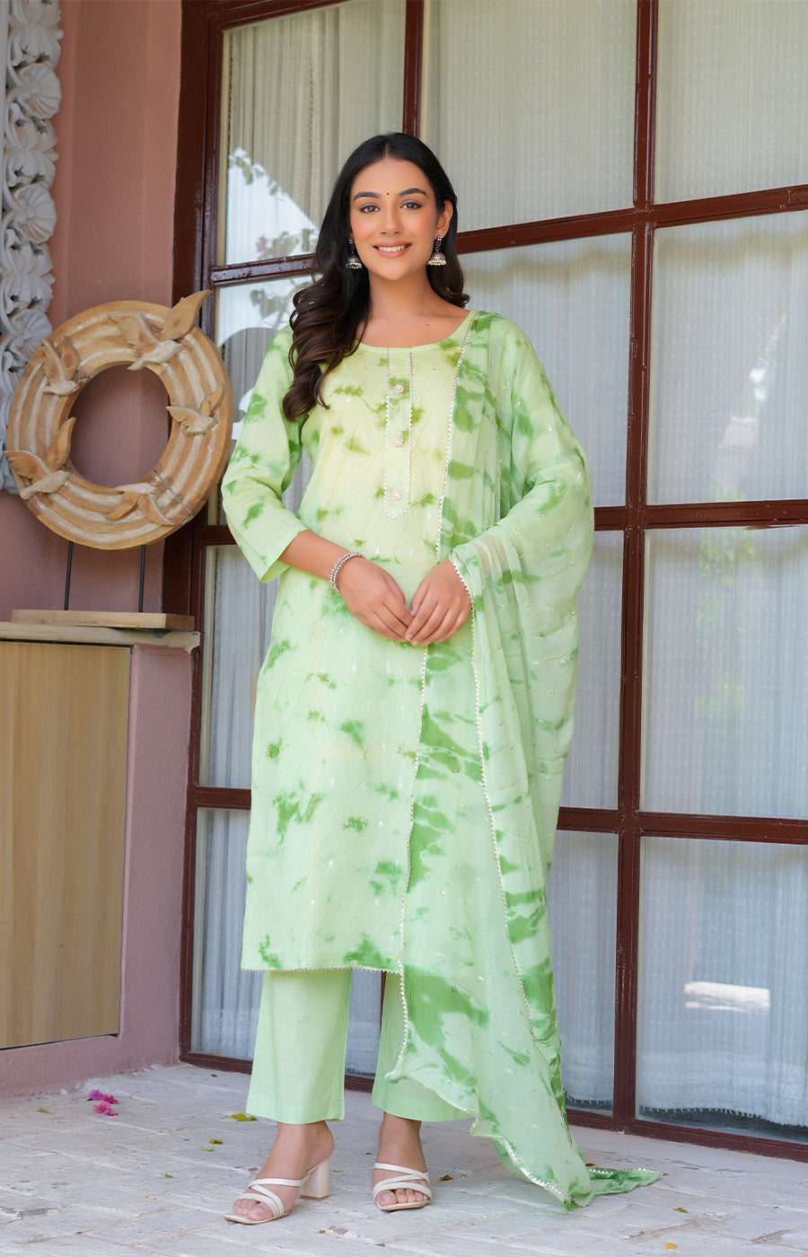 Eshana – Pastel Green Floral Kurta Set