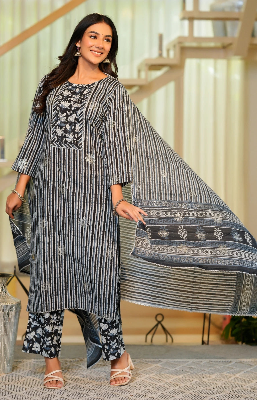 Noorani – Ivory & Black Printed Suit Set